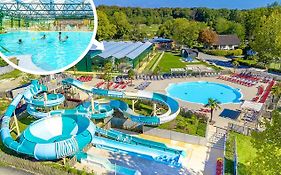 Camping Le Parc De Paris